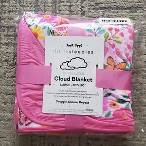 New Little Sleepies Cloud Blanket